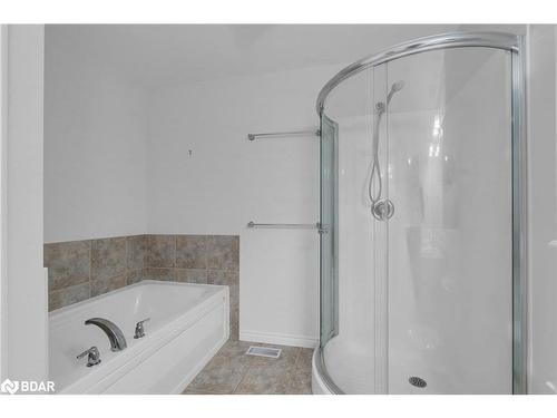 11-1 Russett Drive, Meaford, ON - Indoor Photo Showing Bathroom