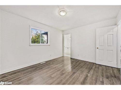 380 Leacock Drive, Barrie, ON - Indoor Photo Showing Other Room