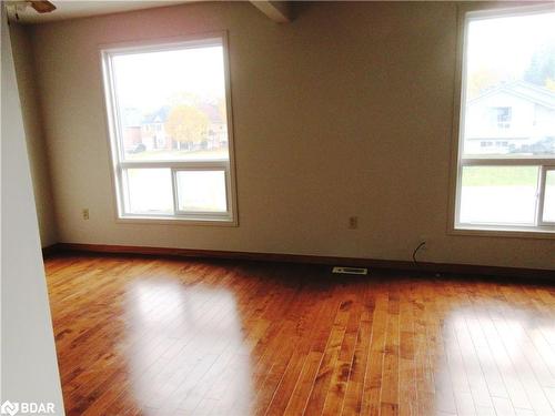 16 Louise Lane, Orillia, ON - Indoor Photo Showing Other Room