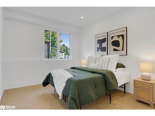 35 Second Street, Orangeville, ON - Indoor Photo Showing Bedroom