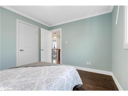 36 Carr Drive, Barrie, ON - Indoor Photo Showing Bedroom