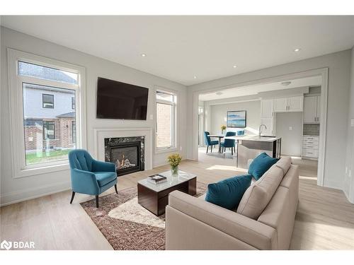 17 Amsterdam Drive, Barrie, ON - Indoor Photo Showing Living Room With Fireplace