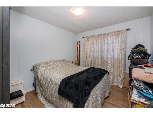 3 Green Glade Court, Innisfil, ON - Indoor Photo Showing Bedroom