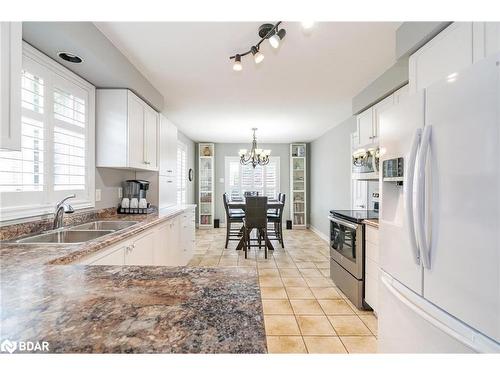 187 Sproule Drive, Barrie, ON - Indoor Photo Showing Kitchen With Double Sink