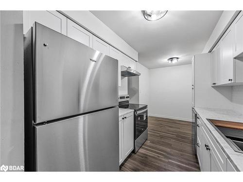 6-2 Bernick Drive, Barrie, ON - Indoor Photo Showing Kitchen With Stainless Steel Kitchen