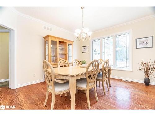 138 Knox Road E, Wasaga Beach, ON - Indoor Photo Showing Dining Room