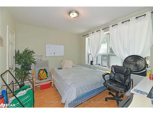 156 Barrington Avenue, Toronto, ON - Indoor Photo Showing Bedroom