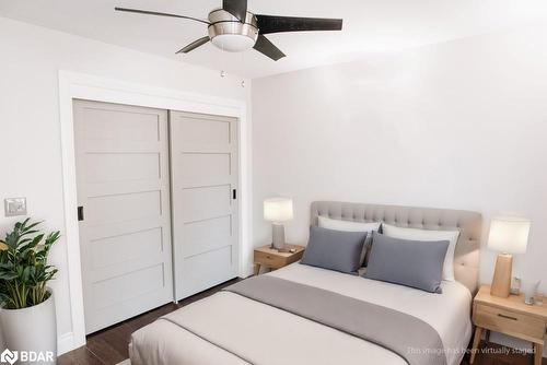 349 Fifth St E Street, Midland, ON - Indoor Photo Showing Bedroom