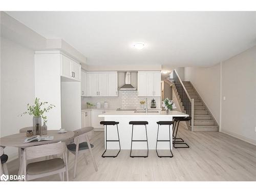 11 Amsterdam Drive, Barrie, ON - Indoor Photo Showing Kitchen