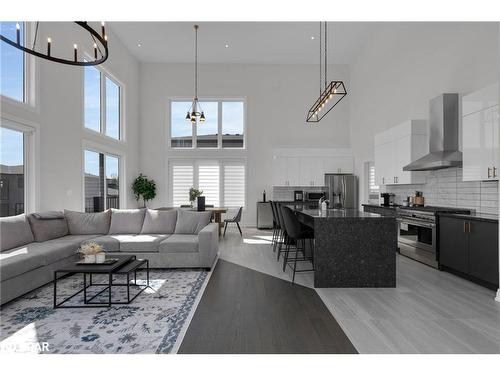 114 Sladden Court, Thornbury, ON - Indoor Photo Showing Living Room