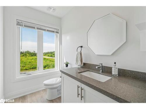 1495 Purchase Place Place, Lefroy, ON - Indoor Photo Showing Bathroom