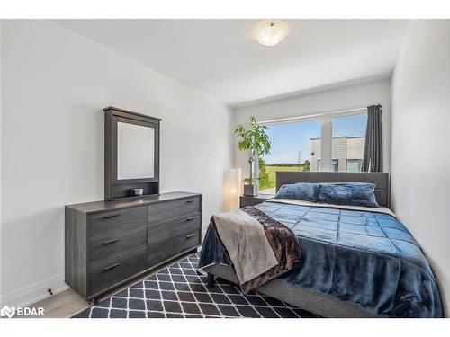 1495 Purchase Place Place, Lefroy, ON - Indoor Photo Showing Bedroom