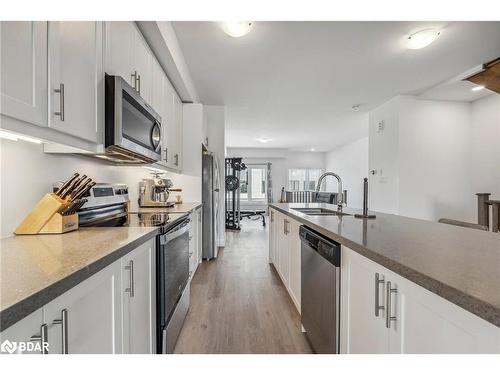 1495 Purchase Place Place, Lefroy, ON - Indoor Photo Showing Kitchen With Stainless Steel Kitchen With Upgraded Kitchen