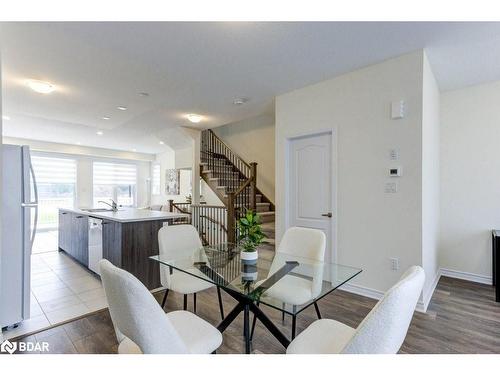 13 Sama Way, Wasaga Beach, ON - Indoor Photo Showing Dining Room