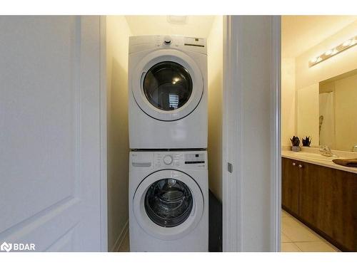 13 Sama Way, Wasaga Beach, ON - Indoor Photo Showing Laundry Room