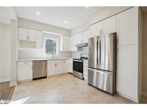 7 Shipley Avenue, Collingwood, ON - Indoor Photo Showing Kitchen With Stainless Steel Kitchen