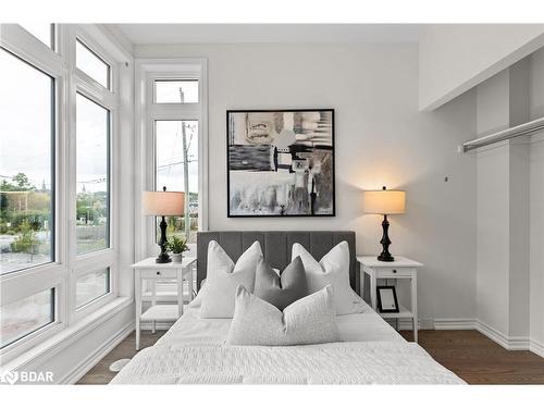 12 Wyn Wood Lane, Orillia, ON - Indoor Photo Showing Bedroom