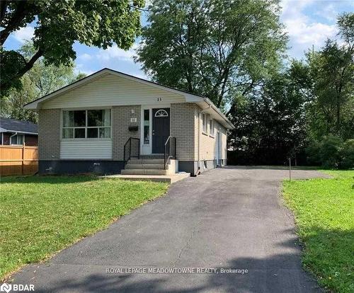 11 Michael Avenue, Hamilton, ON - Outdoor