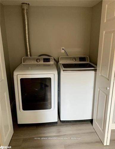 11 Michael Avenue, Hamilton, ON - Indoor Photo Showing Laundry Room