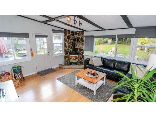 2208 Willard Avenue, Innisfil, ON - Indoor Photo Showing Living Room With Fireplace