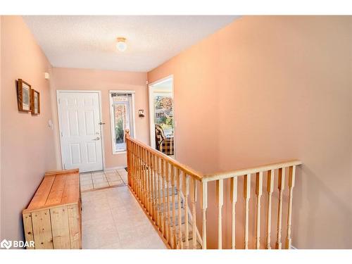 17 Mayfair Drive, Barrie, ON - Indoor Photo Showing Other Room