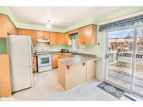 17 Mayfair Drive, Barrie, ON - Indoor Photo Showing Kitchen With Double Sink