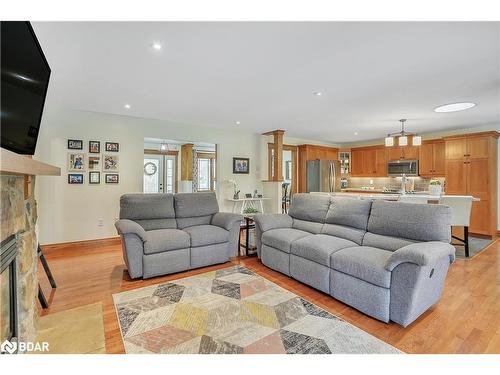 5 Northwood Court, Oro-Medonte, ON - Indoor Photo Showing Living Room With Fireplace