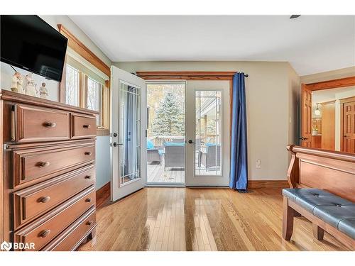 5 Northwood Court, Oro-Medonte, ON - Indoor Photo Showing Other Room