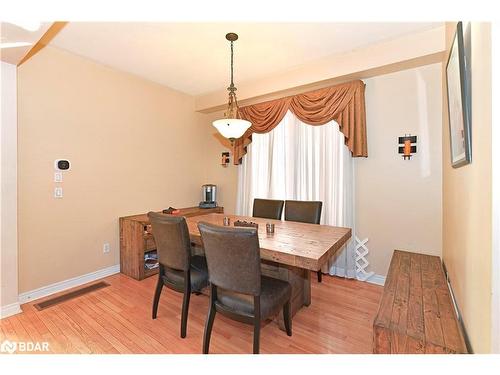 17 Via Romano Way, Brampton, ON - Indoor Photo Showing Dining Room