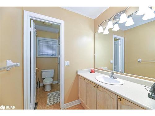 17 Via Romano Way, Brampton, ON - Indoor Photo Showing Bathroom