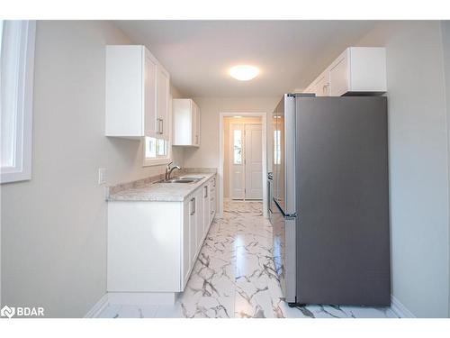 43 Charlbrook Avenue, Barrie, ON - Indoor Photo Showing Kitchen With Double Sink