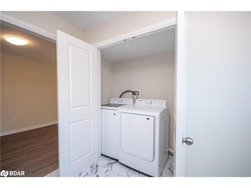 43 Charlbrook Avenue, Barrie, ON - Indoor Photo Showing Laundry Room