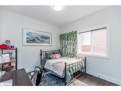 268 Dock Road, Barrie, ON - Indoor Photo Showing Bedroom