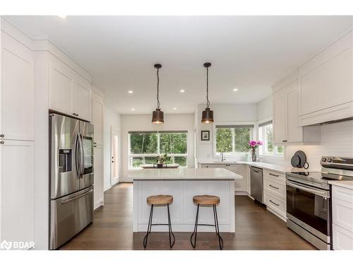 268 Dock Road, Barrie, ON - Indoor Photo Showing Kitchen With Upgraded Kitchen