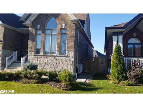 1668 Angus Street, Innisfil, ON - Outdoor With Facade