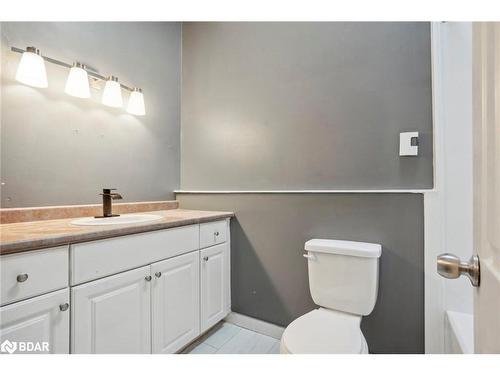 57 Arbour Glen Crescent, London, ON - Indoor Photo Showing Bathroom