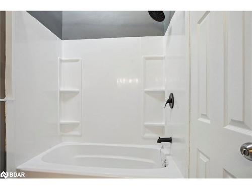 57 Arbour Glen Crescent, London, ON - Indoor Photo Showing Bathroom