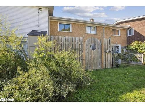 57 Arbour Glen Crescent, London, ON - Outdoor With Exterior