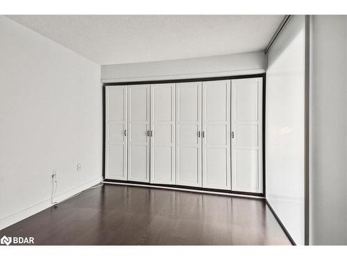 201-15 Brunel Court, Toronto, ON - Indoor Photo Showing Other Room