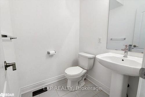 21 Olympic Gate, Barrie, ON - Indoor Photo Showing Bathroom