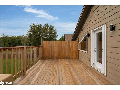 938 Corner Avenue, Lefroy, ON - Outdoor With Deck Patio Veranda With Exterior