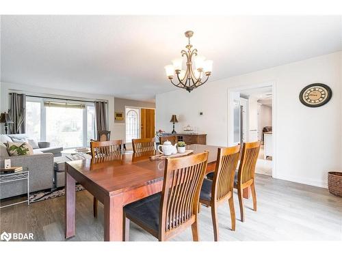 27 Garrett Crescent, Barrie, ON - Indoor Photo Showing Dining Room