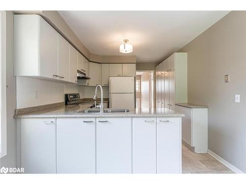 20 Frontier Avenue, Orillia, ON - Indoor Photo Showing Kitchen With Double Sink