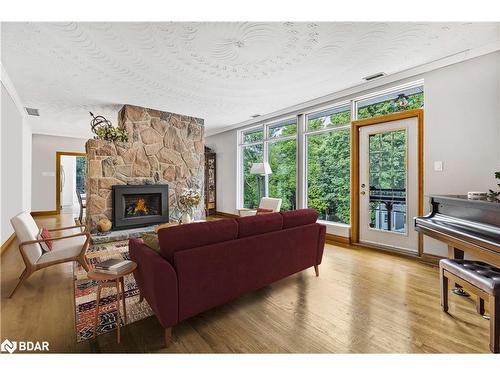 4 Brookdale Drive, Barrie, ON - Indoor Photo Showing Living Room With Fireplace