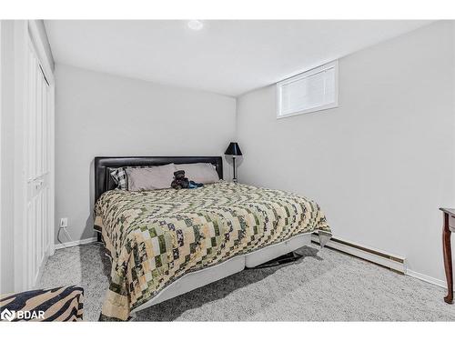 4 Brookdale Drive, Barrie, ON - Indoor Photo Showing Bedroom