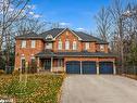 41 Camelot Square, Barrie, ON  - Outdoor With Facade 