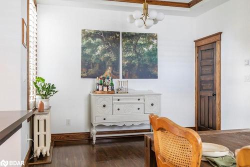 109 Fairleigh Avenue S, Hamilton, ON - Indoor Photo Showing Dining Room