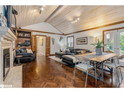 23 Barrie Terrace, Oro-Medonte, ON - Indoor With Fireplace