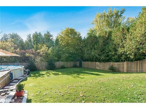 2447 Ridge Road W, Oro-Medonte, ON - Outdoor With Backyard