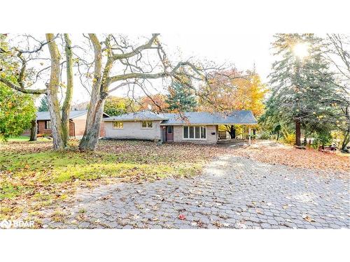 18 Kennedy Drive, Fenelon Falls, ON - Outdoor